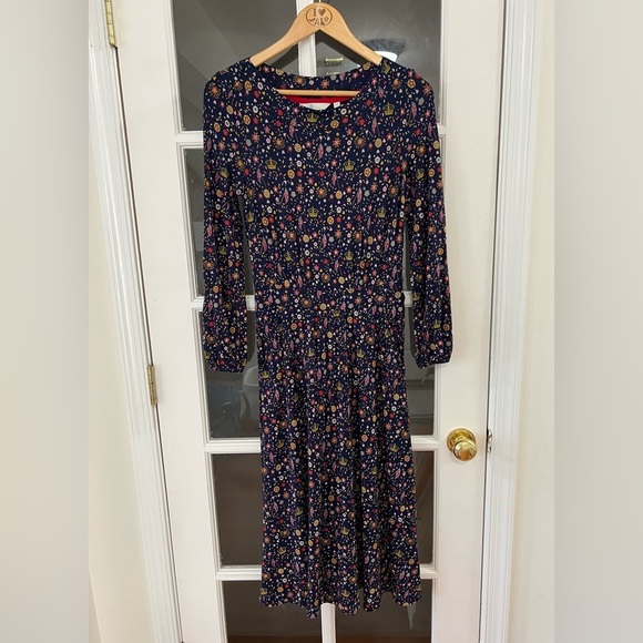 BODEN Sasha Navy Crown Flag Royal Print - Size 4 - Picture 2 of 9